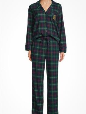 Ralph Lauren Womans Plaid Cotton Flannel Long Sleeve PJs size S Gold Monogram RL